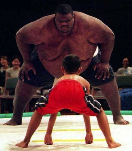 david-and-goliath-sumos2.jpg