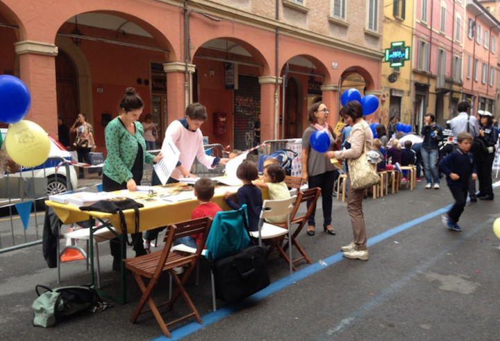 How to start a social street